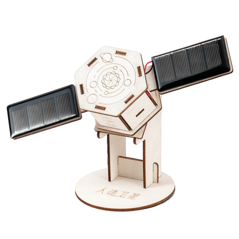 Science Nature - Bricolage Satellite solaire assemblage artificiel enfant